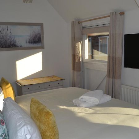 Frinton Escapes - The Cottage מראה חיצוני תמונה